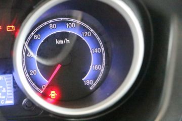 �������ͳ� ���M80 2014�� ������ 109���� 2�� 1.5Lƽ�������ŷ�ջ���ͼƬ