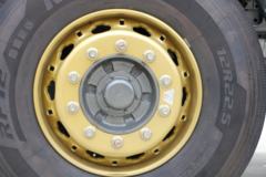 中国重汽 豪瀚N7G重卡 430马力 6X4 LNG牵引车(ZZ4255N3847E1L)