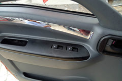 唐骏欧铃 K3系列 110马力 4.15米单排栏板轻卡(ZB1042JDD6V)