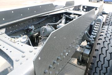 �й����� ���N6G�ؿ� 380���� 8X4��ж������ͼƬ