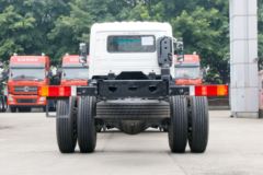 东风商用车 天锦KR 230马力 4X2 9.8米排半厢式载货车(DFH5180XXYE2)