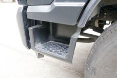 东风商用车 天锦KR 230马力 4X2 9.8米排半厢式载货车(DFH5180XXYE2)