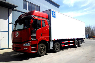 一汽解放 J6P 350马力 8X4 冷藏车(冰凌方)