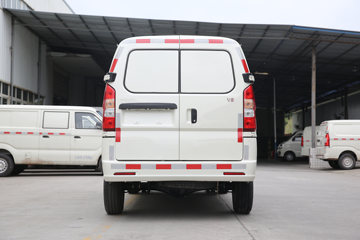 ������Խ V5 2.8T 4.5�״��綯��ջ���48.5kWhͼƬ