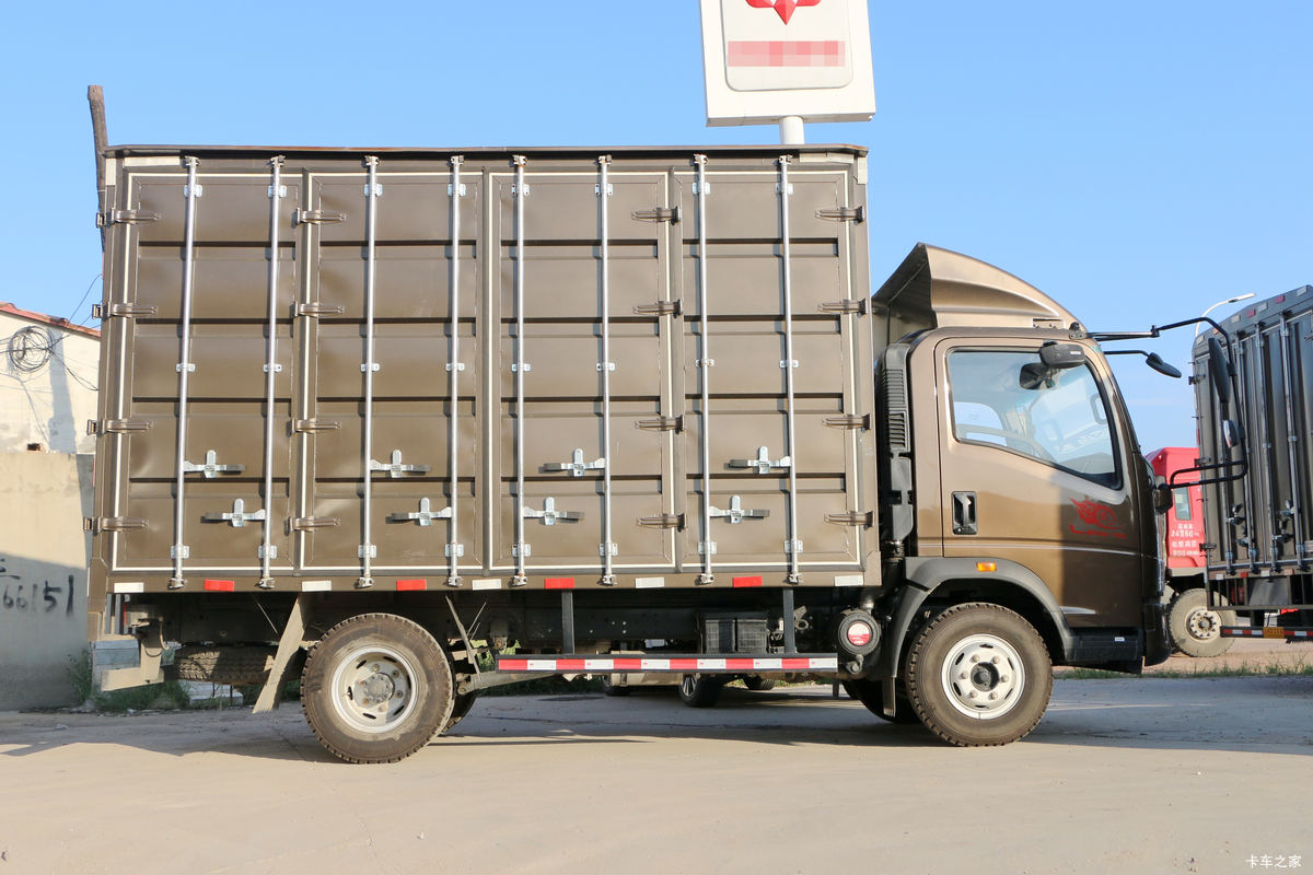 йHOWO 156 4.15׵ʽῨ(ZZ5047XXYG3315E145)                                                