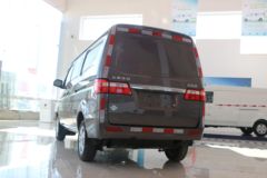 金杯 小海狮 102马力 2座 1.5L封闭货车(CNG版)