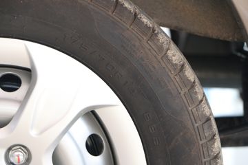 �� С��ʨ 102���� 2�� 1.5L��ջ���(CNG��)ͼƬ