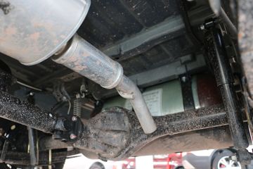 �� С��ʨ 102���� 2�� 1.5L��ջ���(CNG��)ͼƬ