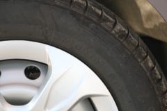 金杯 小海狮 102马力 2座 1.5L封闭货车(CNG版)
