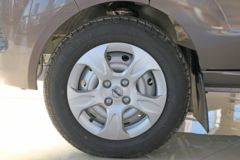 金杯 小海狮 102马力 2座 1.5L封闭货车(CNG版)