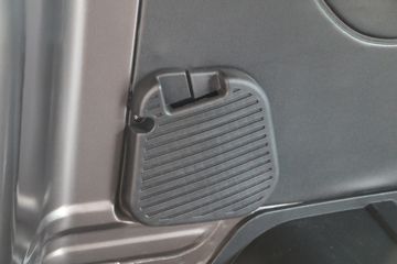 �� С��ʨ 102���� 2�� 1.5L��ջ���(CNG��)ͼƬ