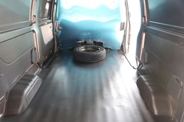 �� С��ʨ 102���� 2�� 1.5L��ջ���(CNG��)ͼƬ