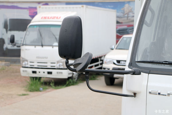 购五十铃100P载货车 享高达0.1万优惠