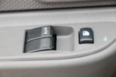 江铃 顺达宽体 普通版 116马力 4.1米单排栏板轻卡(JX1042TG25) 江铃 顺达宽体 普通版 116马力 4.1米单排栏板轻卡(JX1042TG25)