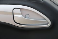 江淮 新康铃H3窄体 95马力 3.85米排半栏板轻卡(HFC1041P93K7C2V)