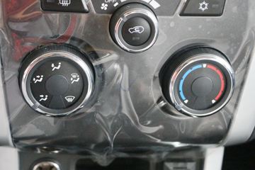 ������ʮ�� �￧TAGA 2018�� ������ 3.0T���� 131���� ����˫��Ƥ��ͼƬ