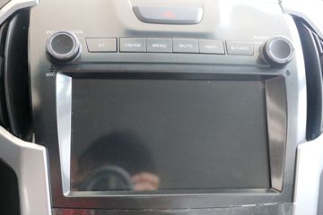 ������ʮ�� �￧TAGA 2018�� ������ 3.0T���� 131���� ����˫��Ƥ��ͼƬ