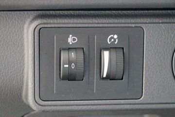 ������ʮ�� �￧TAGA 2018�� ������ 3.0T���� 131���� ����˫��Ƥ��ͼƬ