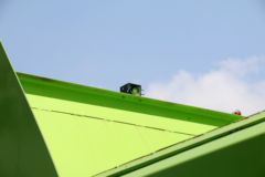 东风商用车 天龙KC重卡 330马力 8X4 5.6米自卸车(DFH3310AX3)