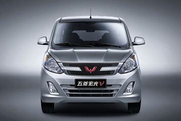 五菱 荣光V 2018款 实用型 88马力 1.2L面包车