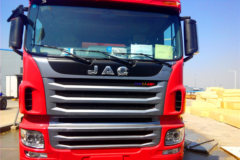 江淮 格尔发A5W 260马力 6X2 9.45米冷藏车(冰凌方)