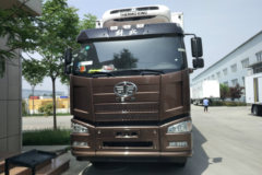 一汽解放 J6P 寒区版 350马力 8X4 冷藏车(冰凌方)