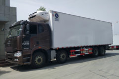 一汽解放 J6P 寒区版 350马力 8X4 冷藏车(冰凌方)