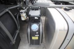 中国重汽 新斯太尔DM5G重卡 340马力 4X2牵引车(ZZ4181N361GE1)