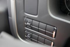 福田 瑞沃ES5 185马力 4X2 7.8米厢式载货车(BJ5185XXY-FE)