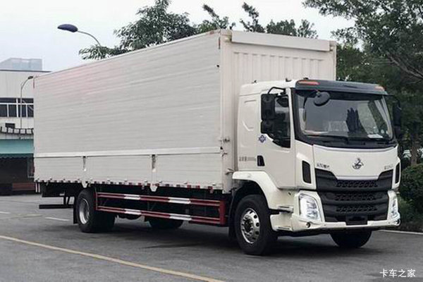 新乘龙M3 电动载货车