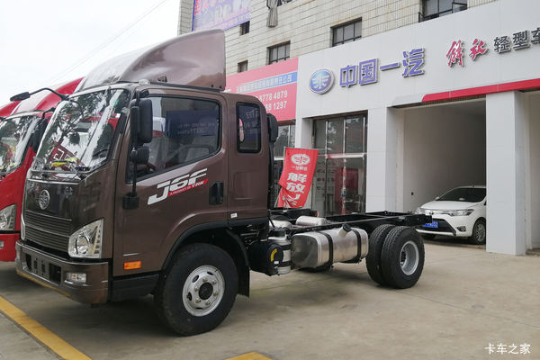解放 J6F 150马力 3.85米排半仓栅式轻卡(CA2045CCYP40K2L1T5E5A84)