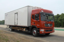 多利卡D12&nbsp;冷藏车外观图片