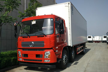 东风商用车 天锦 285马力 6X2 8.6米冷藏车(冰凌方)