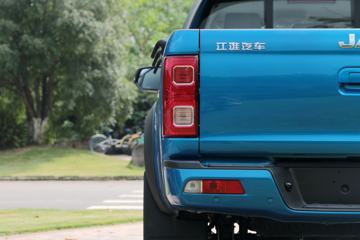 ����T8 2018�� ����� 2.0T���� 139���� ���� ��˫��Ƥ��ͼƬ