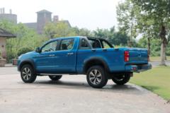 江淮T8 2018款 尊贵型 2.0T柴油 139马力 两驱 大双排皮卡 江淮T8 2018款 尊贵型 2.0T柴油 139马力 两驱 大双排皮卡