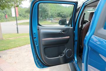 ����T8 2018�� ����� 2.0T���� 139���� ���� ��˫��Ƥ��ͼƬ