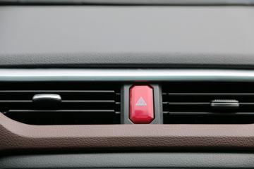 ����T8 2018�� ����� 2.0T���� 139���� ���� ��˫��Ƥ��ͼƬ