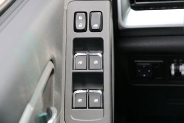 ����T8 2018�� ����� 2.0T���� 139���� ���� ��˫��Ƥ��ͼƬ