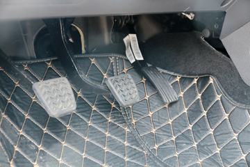 ����T8 2018�� ����� 2.0T���� 139���� ���� ��˫��Ƥ��ͼƬ