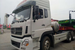 东风新疆 天龙重卡 420马力 6X4 LNG牵引车(EQ4250GD5N1)