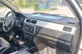 神骐F30&nbsp;皮卡驾驶室                                               图片