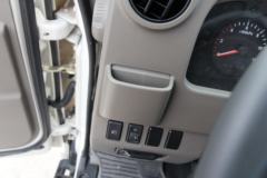 骐铃汽车 H300 116马力 4.155米单排栏板轻卡(JML1041CD5)