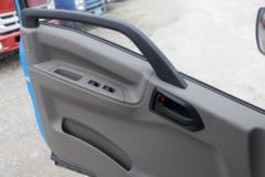 骐铃汽车 H300 116马力 4.155米单排轻卡底盘(JML1041CD5)