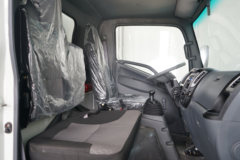 南京金龙 D15K 4.5T 4.2米纯电动厢式轻卡(NJL5043XXYBEV1)96.7kWh