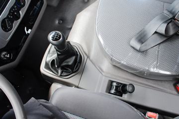 �ִ����ó� �µ�300MII 130���� 4.165�׵�����ʽ�ῨͼƬ