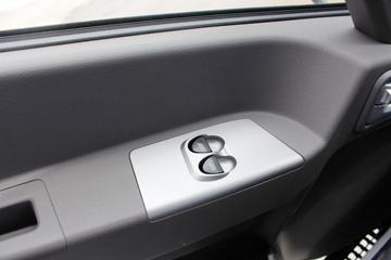 �ִ����ó� �µ�300MII 130���� 4.165�׵�����ʽ�ῨͼƬ