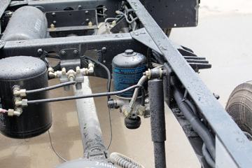 �ִ����ó� �µ�300MII 130���� 4.165�׵�����ʽ�ῨͼƬ