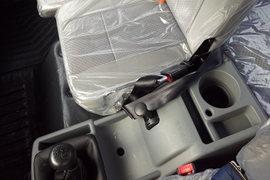 一汽解放底盘&nbsp;油罐车驾驶室图片