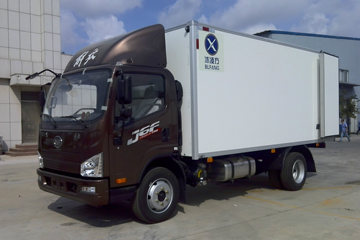 解放 J6F 160马力 4X2 5.13米冷藏车(冰凌方)