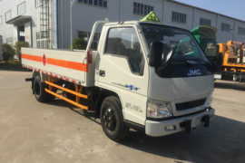 顺达宽体 爆破器材运输车外观图片
